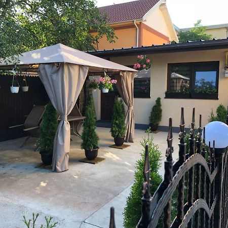 Smart Home Lux Iasi Exteriör bild