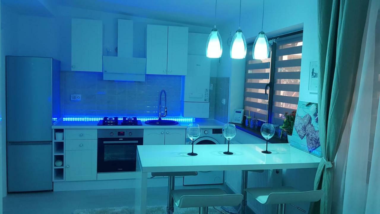 Smart Home Lux Iasi Exteriör bild